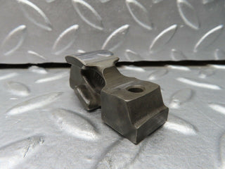 R107 SL valve rocker arm with retaining spring used OEM