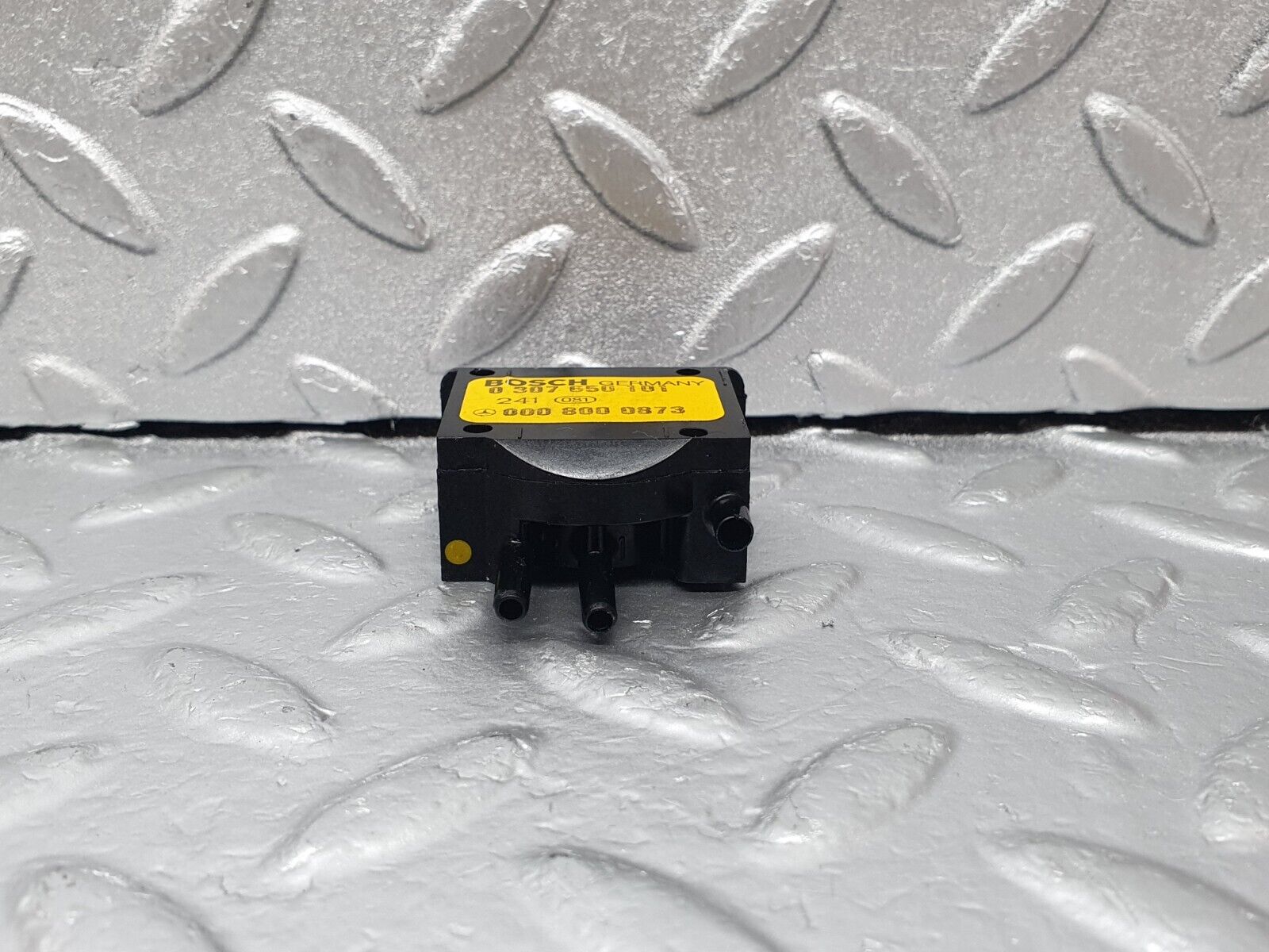 43657 Mercedes-Benz C126 380SEC Coupe Headlight Level Switch 0008000873 0307650101