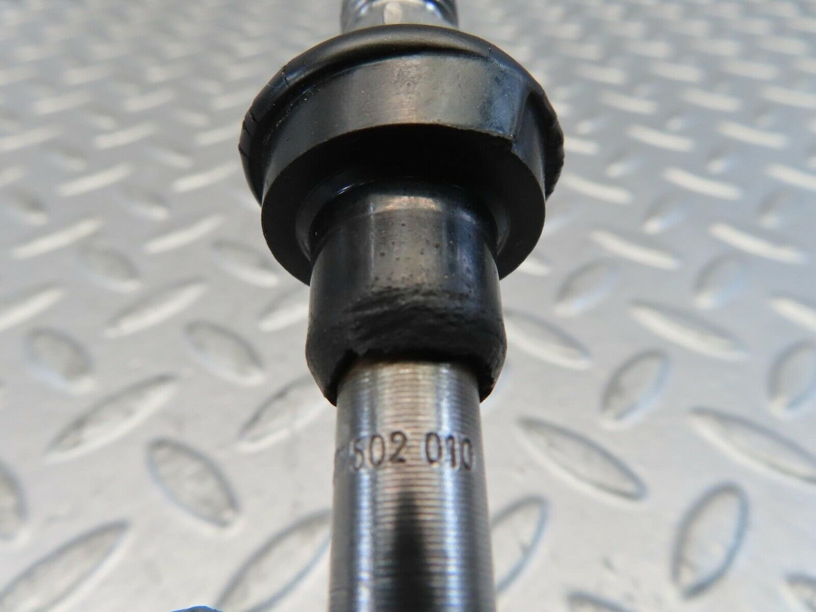 11035 Mercedes-Benz R107 W116 Fuel Injector Bosch 0437502010