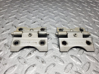 C123 Coupe door hinge pair right side used OEM
