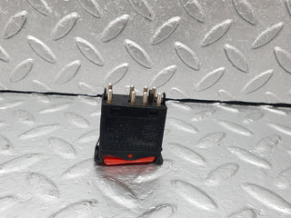 43656 Mercedes-Benz C126 380SEC Coupe Hazard Warning Light Switch 0008209010