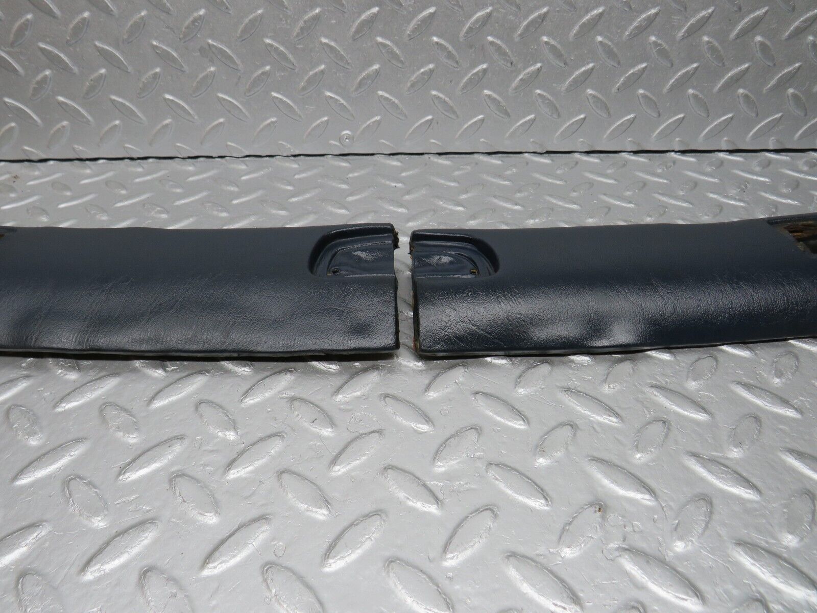 39081 Mercedes-Benz R107 500SL Headlining Roof Panel Blue Left Right