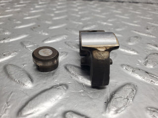 W126 Coupe valve rocker arm with valve tappet used OEM