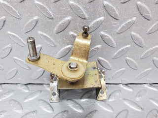 45782 Mercedes-Benz W126 420SE Throttle Linkage