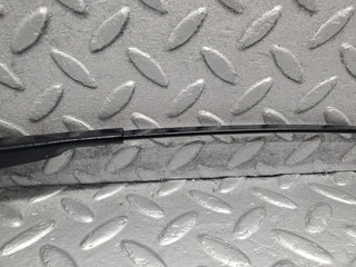 W126 Coupe windscreen wiper arm right side used OEM