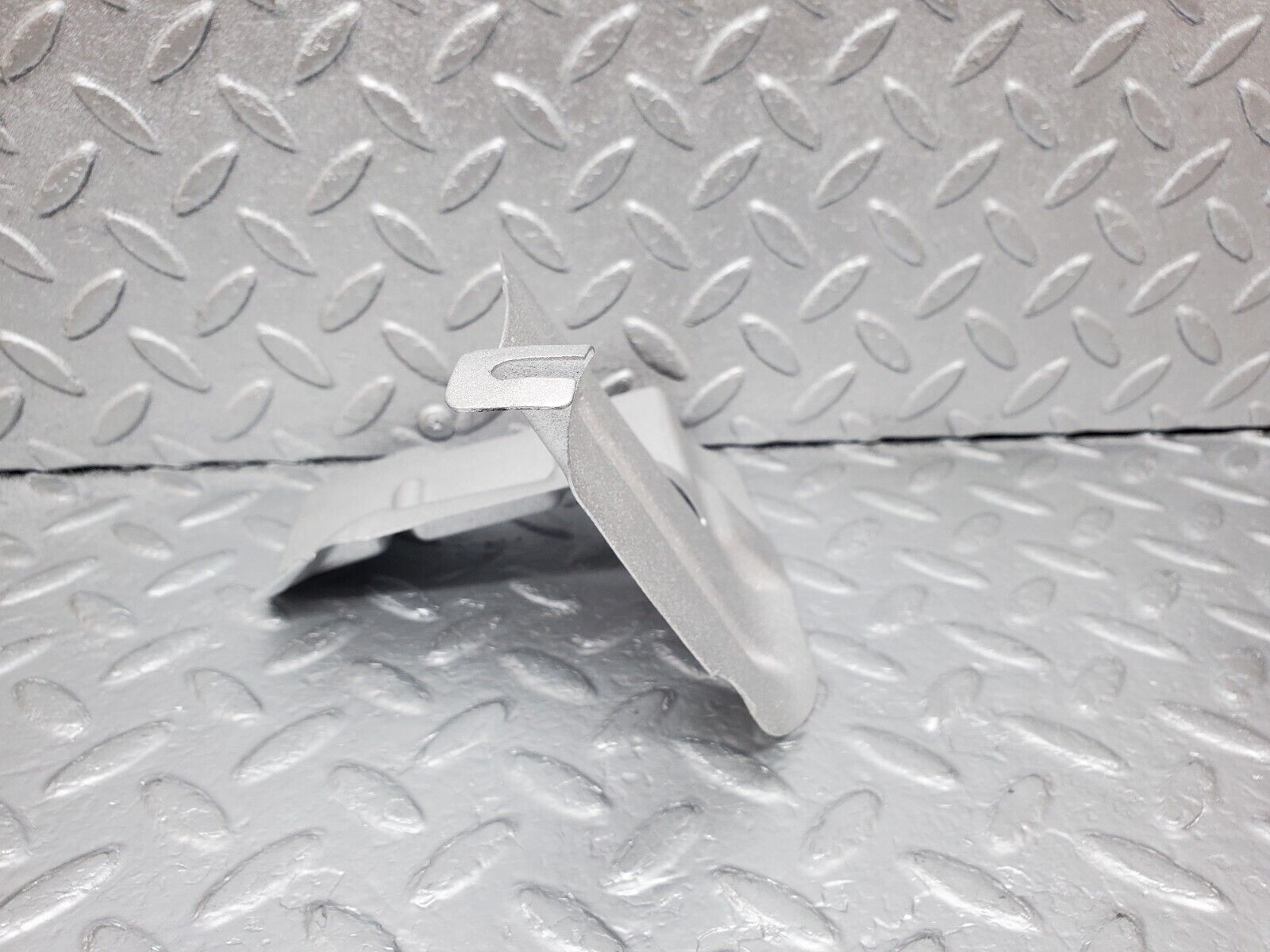 45904 Mercedes-Benz W126 420SE Exhaust Heat Shield