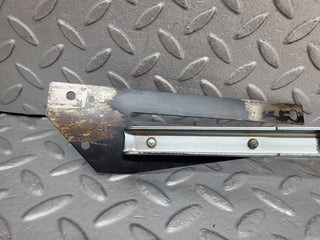 44415 Mercedes-Benz W123 280E Front Left Seat Sliding Adjust Handle