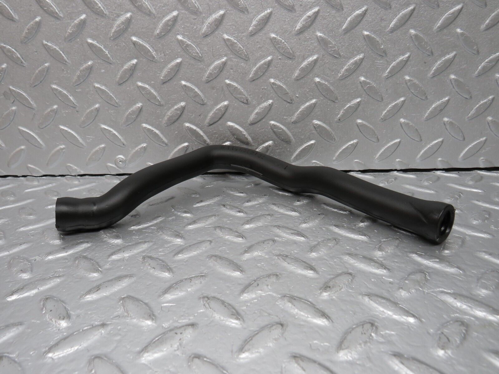 39163 Mercedes-Benz R107 500SL Air Intake Hose Pipe 1160942182