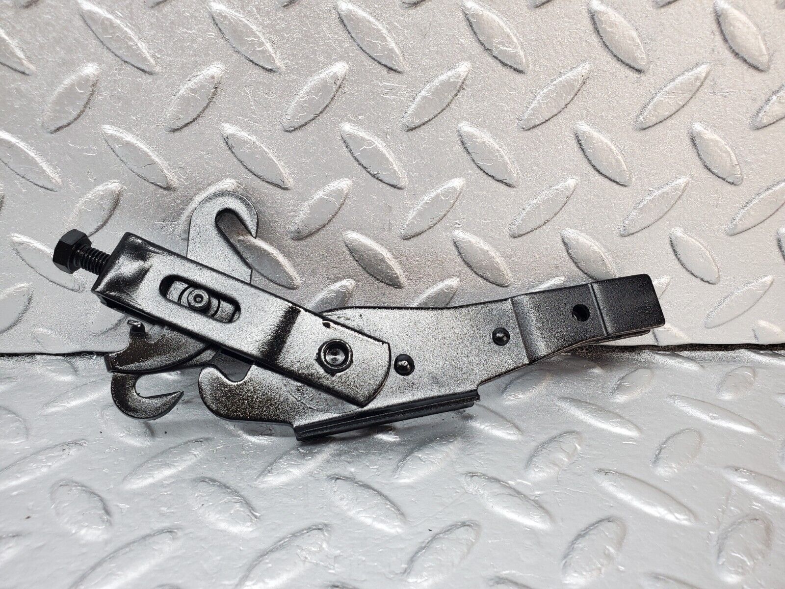 45936 Mercedes-Benz W126 420SE Handbrake Adjusting Handbrake Regulator