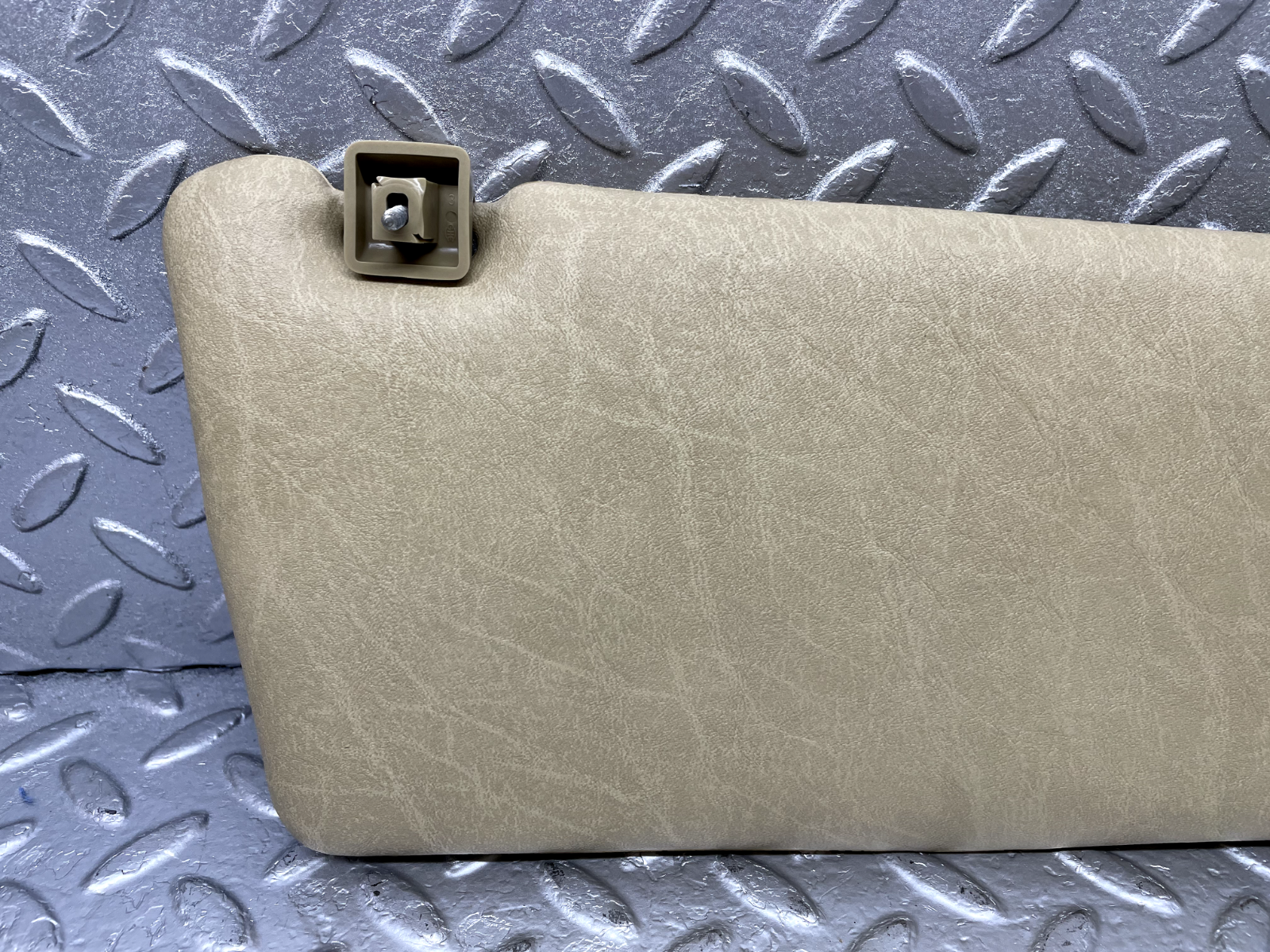 44258 Mercedes-Benz W123 280E Sun Visor Left Side Beige