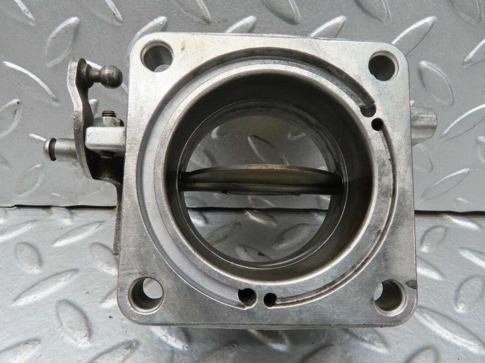 15680 Mercedes-Benz R107 450SL Throttle Body Valve