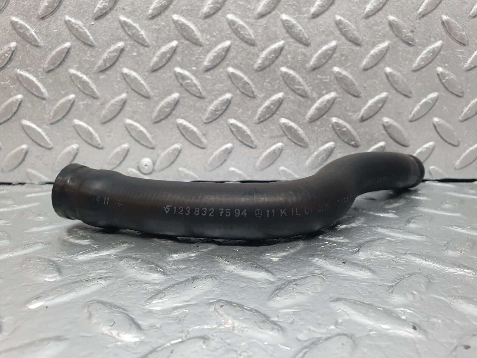 43956 Mercedes-Benz C123 230CE Coupe Radiator Hose 1238327594