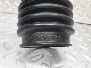 42829 Mercedes-Benz W201 190 2.0L Air Intake Hose 1020940091