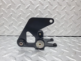 45296 Mercedes-Benz R129 300SL Coupe Heating Water Pump Bracket