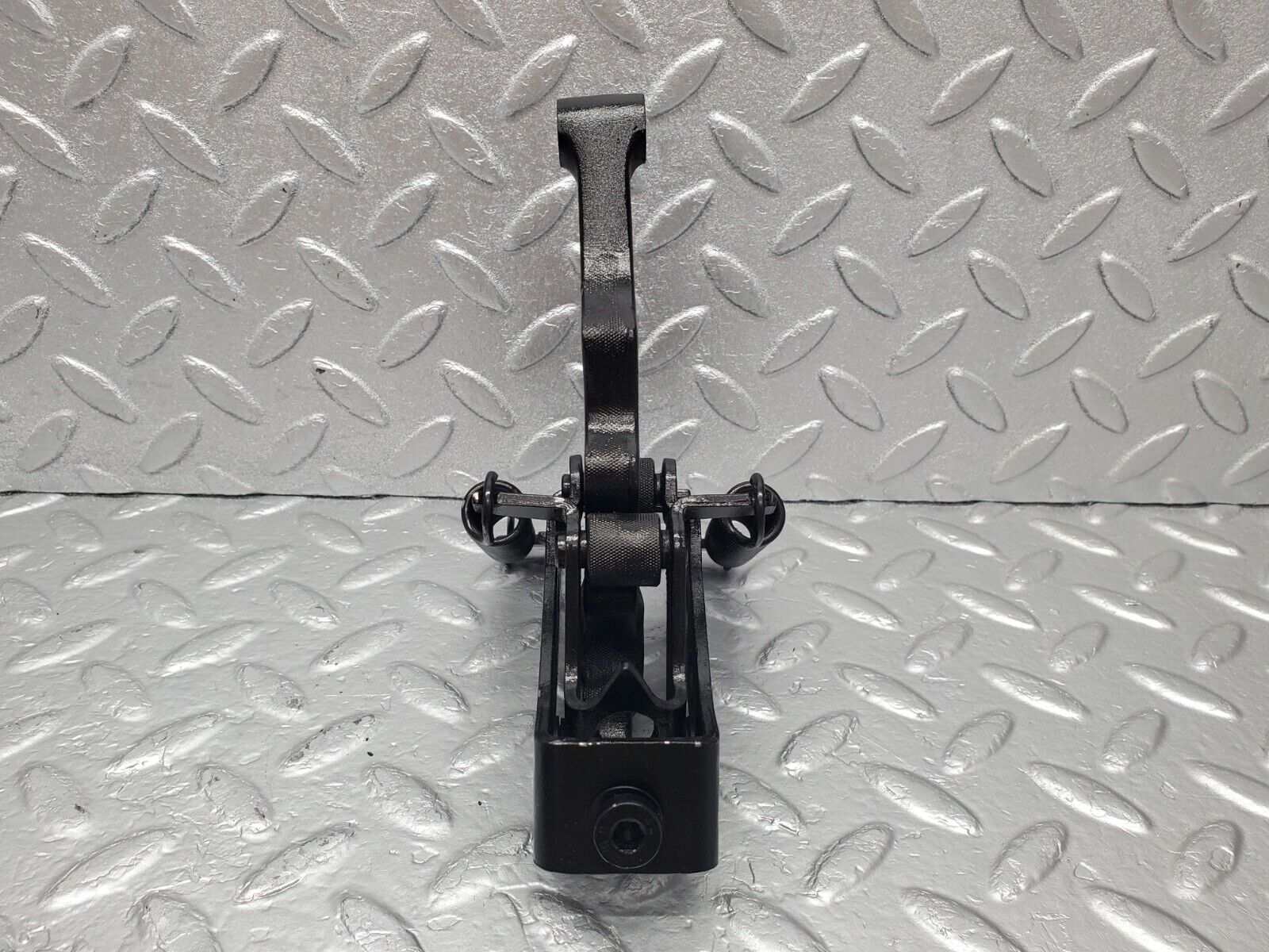 44385934