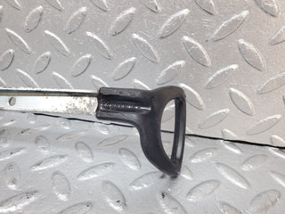 44415 Mercedes-Benz W123 280E Front Left Seat Sliding Adjust Handle