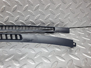 R129 SL windscreen defroster air vent used OEM