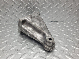 R230 engine mount bracket right used OEM