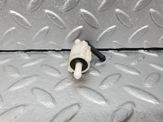 41653 Mercedes-Benz W124 200E Windscreen Washer Fluid Distributor