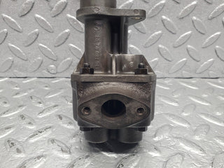 W112 oil pump used OEM