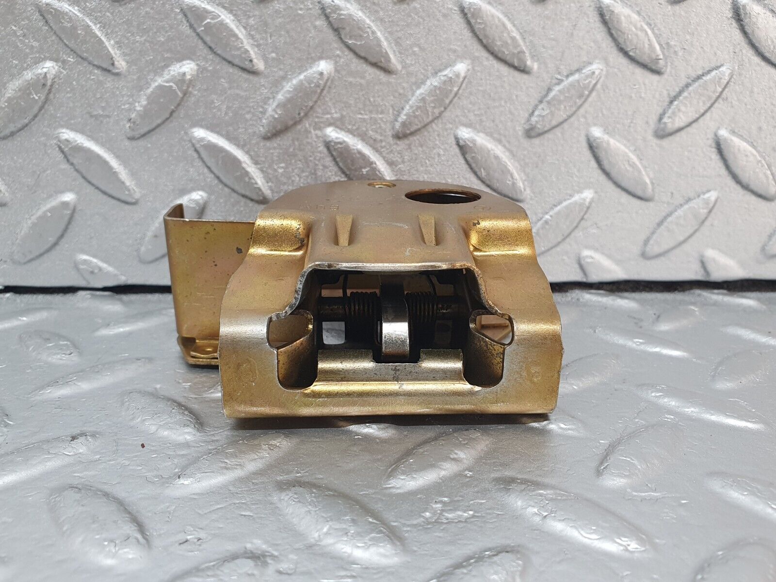 44033 Mercedes-Benz C123 230CE Coupe Trunk Lock