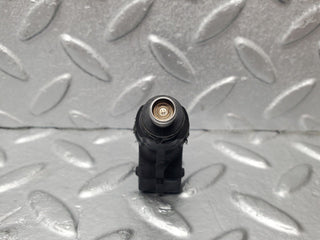 R129 SL fuel injector used OEM