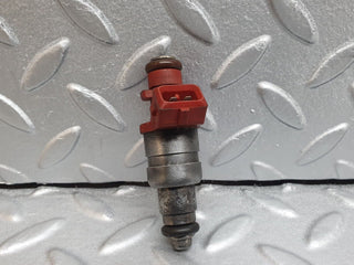 42056 Mercedes-Benz W202 C200 Fuel Injector Siemens 0000788523