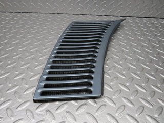 R107 SL air intake grill right side used OEM