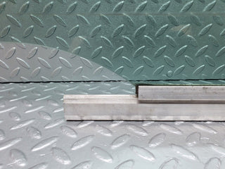 41994 Mercedes-Benz W202 C200 Front Left Door Window Glass