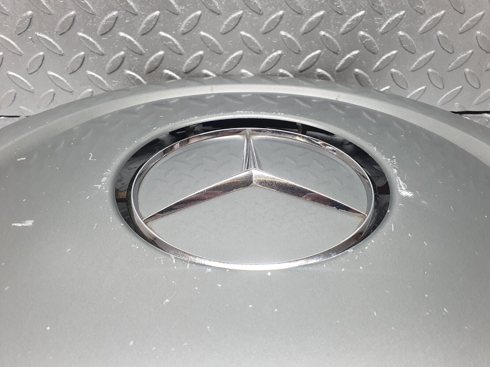 42880 Mercedes-Benz W201 190 2.0L Wheel Trim Hub Cap 14" 2014010324