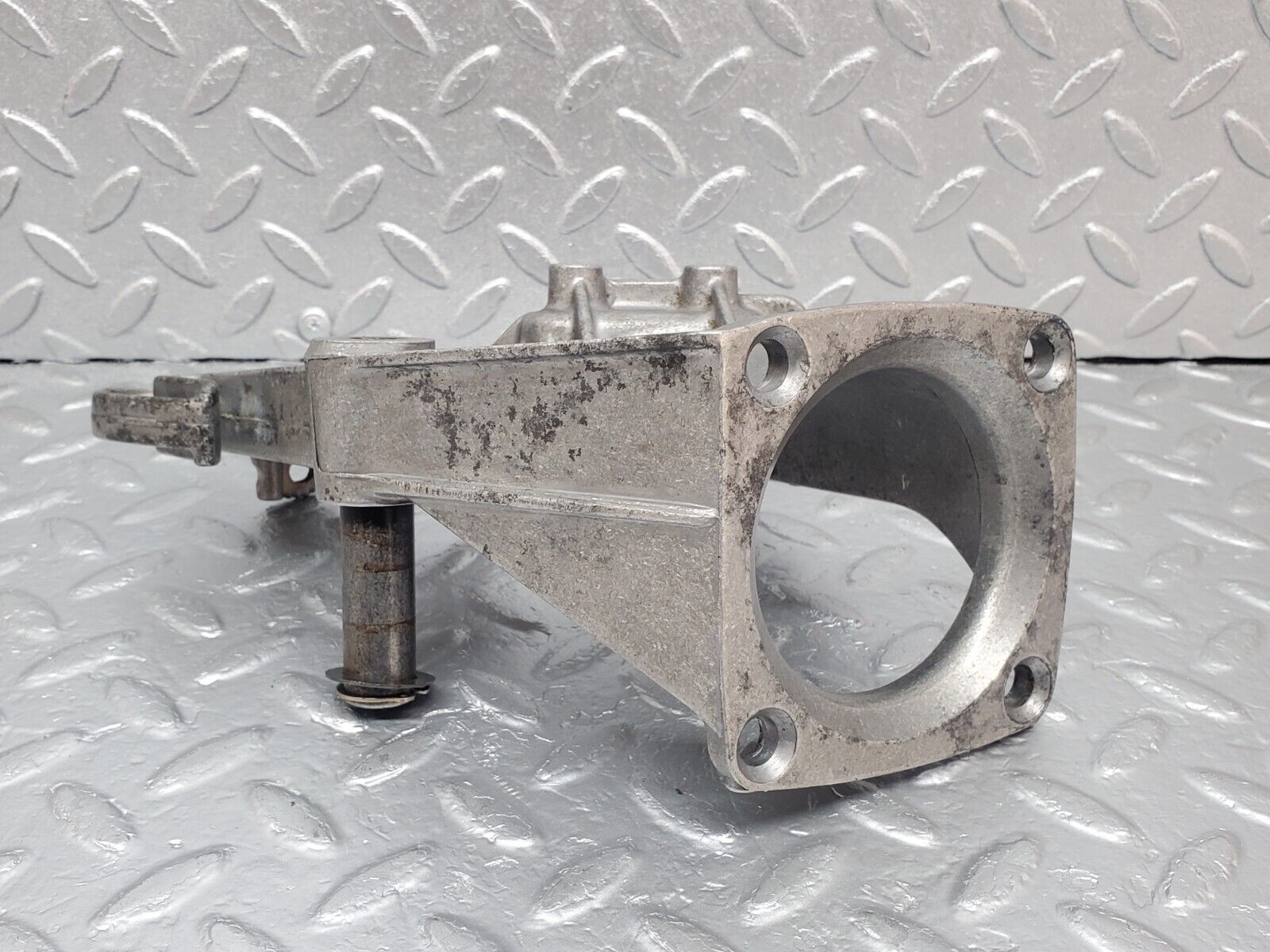 44286 Mercedes-Benz W123 280E Brake Pedal Bracket 1232900219