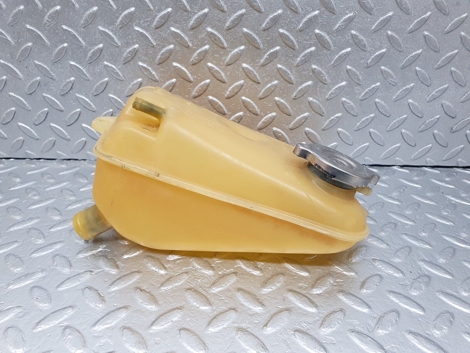 43595 Mercedes-Benz C126 380SEC Coupe Coolant Reservoir Tank Behr 1165000449 1235010015