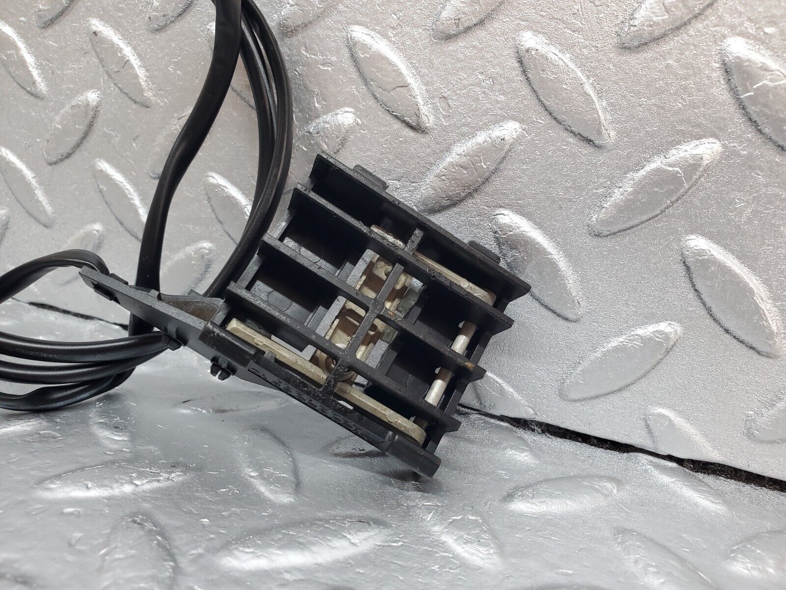 45218 Mercedes-Benz R129 300SL Coupe Window Glass Limit Switch 1298206310