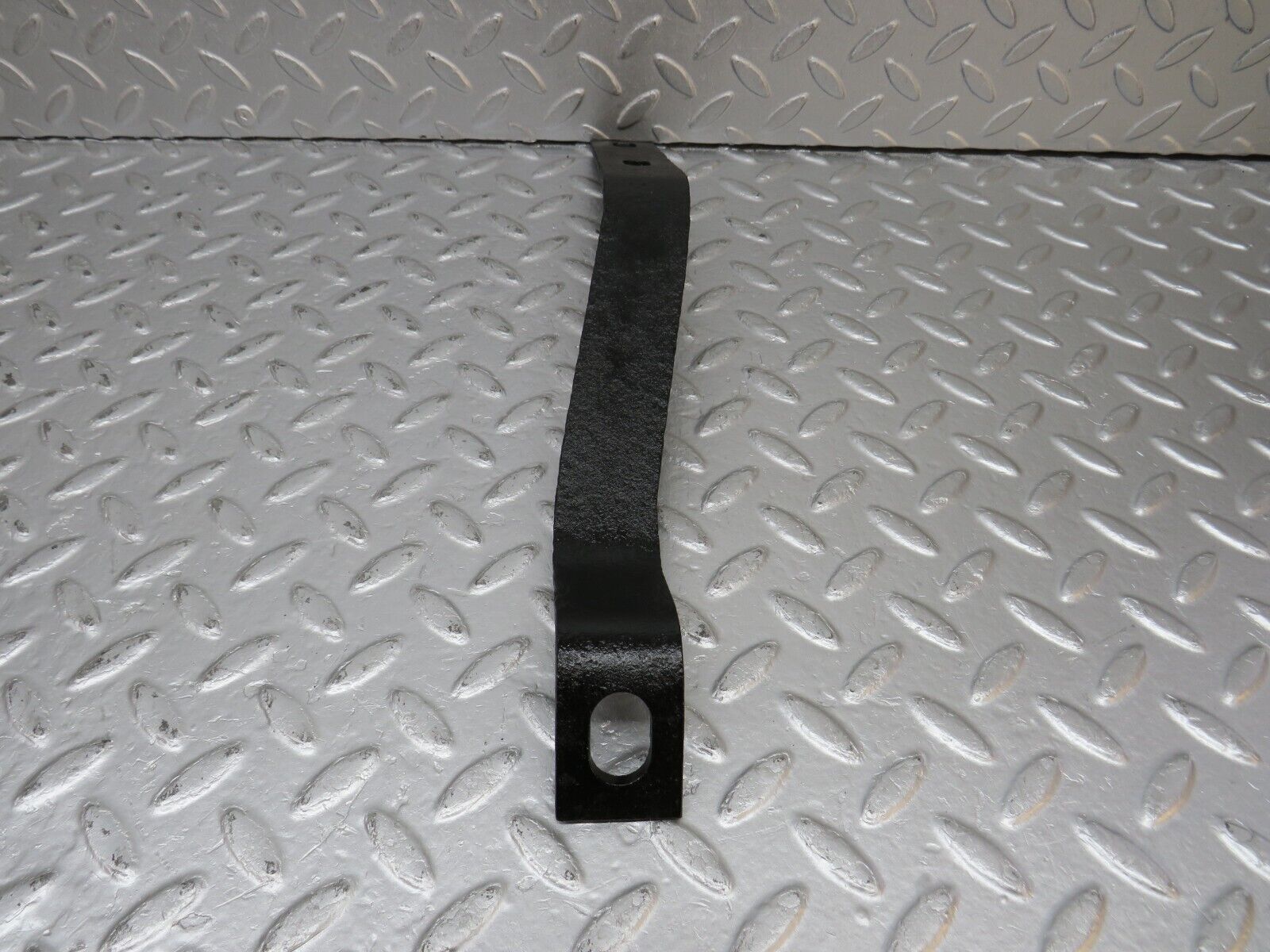 39928 Mercedes-Benz R107 350SL Front Bumper Bracket Right