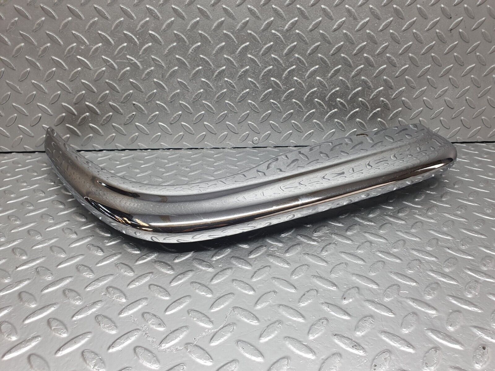 43399 Mercedes-Benz W108 280SE Front Right Upper Bumper Chrome