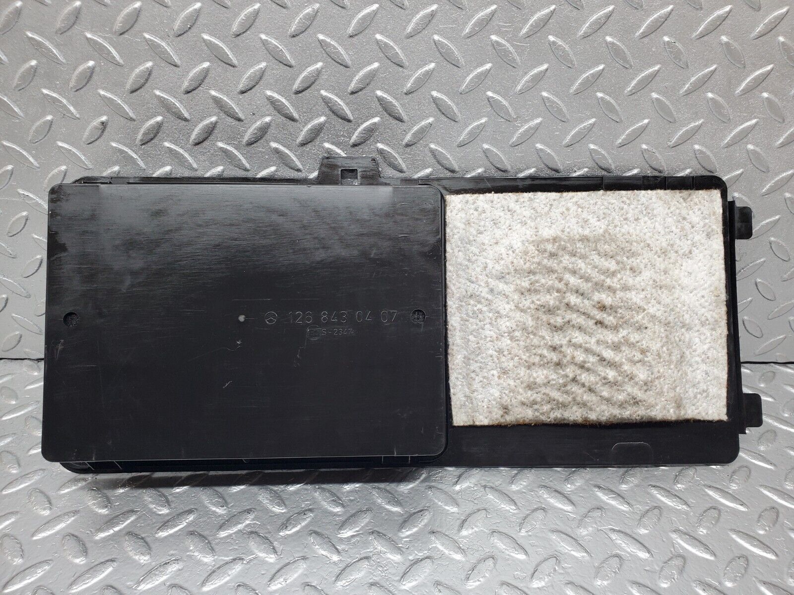 45628 Mercedes-Benz W126 420SE Rear Right Parcel Shelf Storage 1268430407