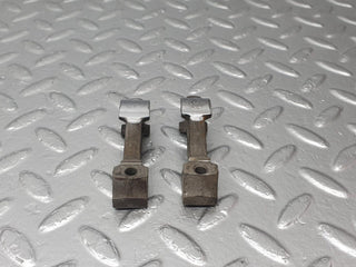 W108 valve rocker arm with retaining spring used OEM