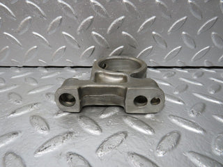 33091 Mercedes-Benz C107 R107 350 V8 Camshaft Tower Bearing 1160512112