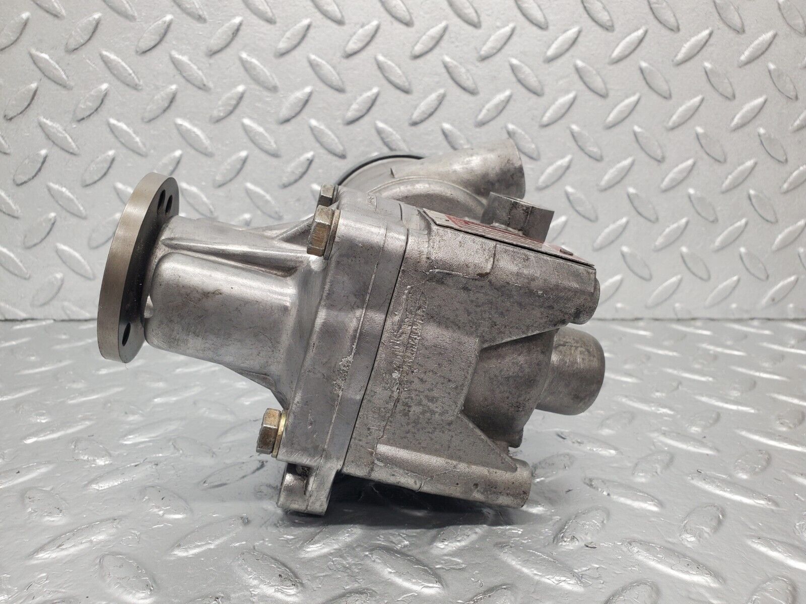 46157 Mercedes-Benz W124 280E Power Steering Pump 2104662001