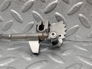 46305 Mercedes-Benz W124 280E Automatic Gearbox Linkage 722.433 1262780012