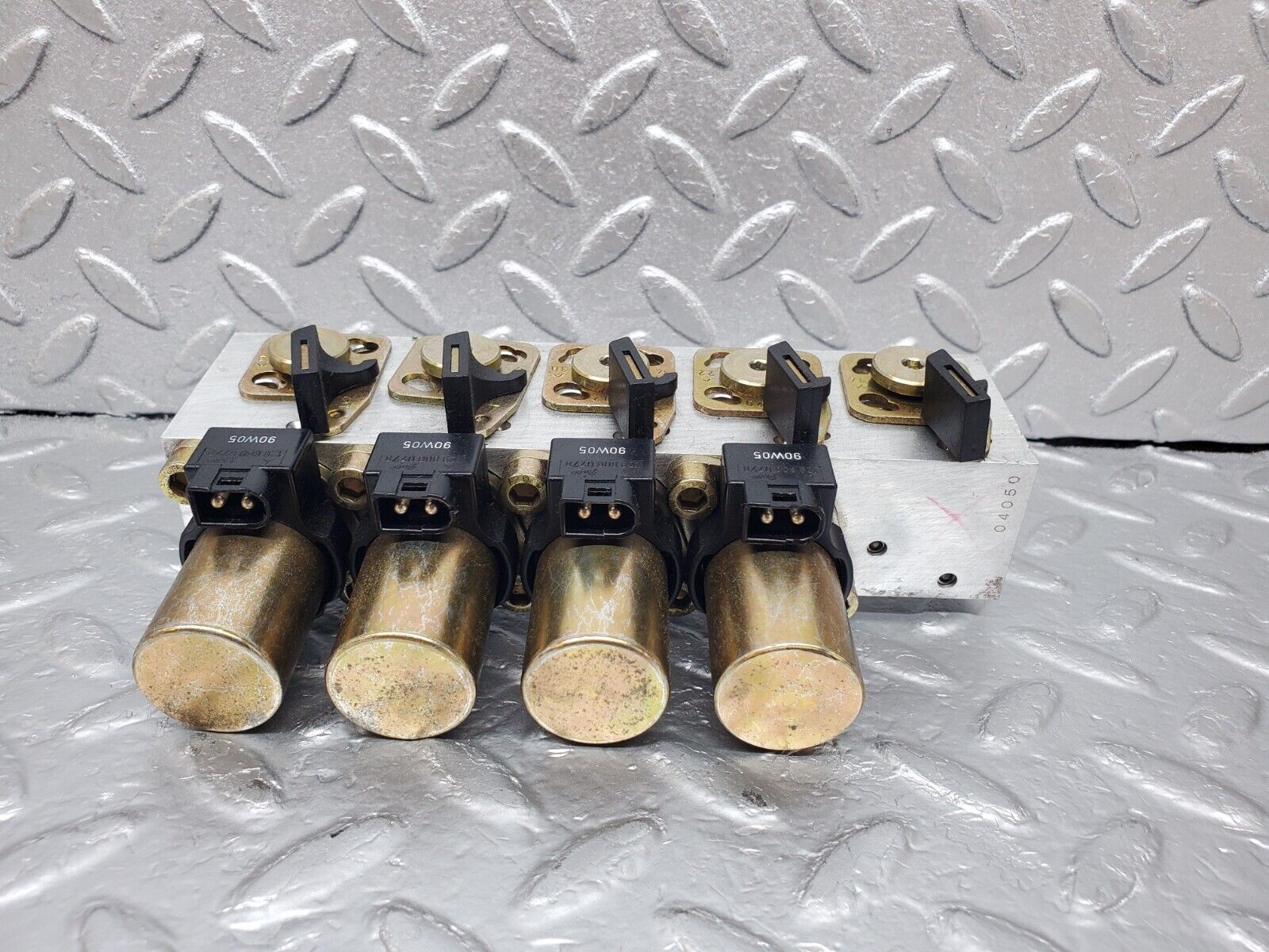44978 Mercedes-Benz R129 300SL Coupe Roof Hydraulic Valve Right 1298001578