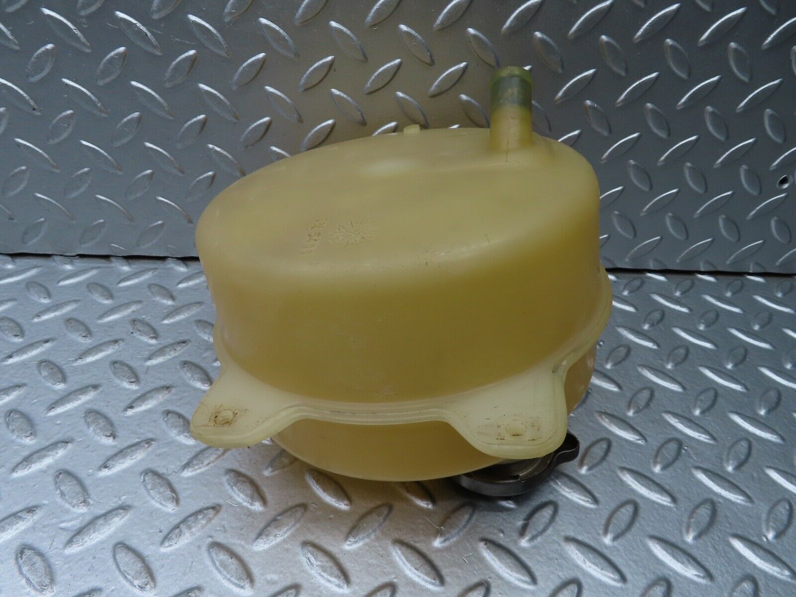 20606 Mercedes-Benz R107 450SL Coolant Reservoir Tank 1075000349