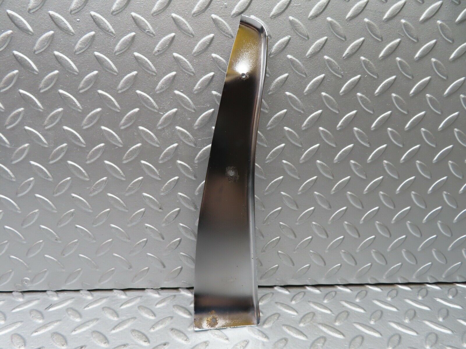 20513 Mercedes-Benz R107 450SL Left Door Chrome Cover
