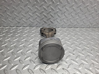 W124 Wagon piston with connecting rod used OEM