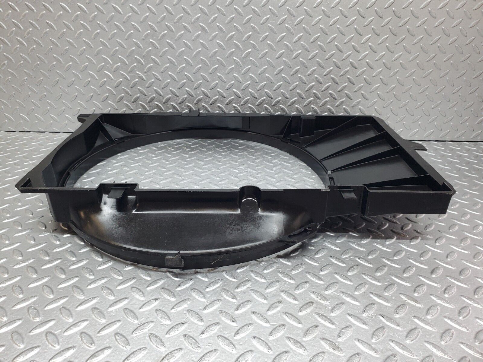 45253 Mercedes-Benz R129 300SL Coupe Radiator Fan Shroud Fan Cover 1295050155 1295000055 1295050055