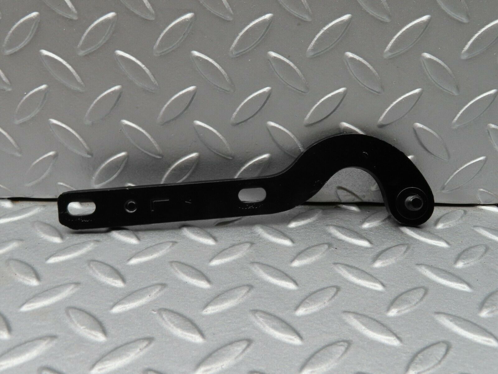 5140 Mercedes-Benz R107 350SL Left Bonnet Hinge Support