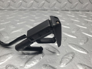W124 Wagon windscreen washer nozzle used OEM