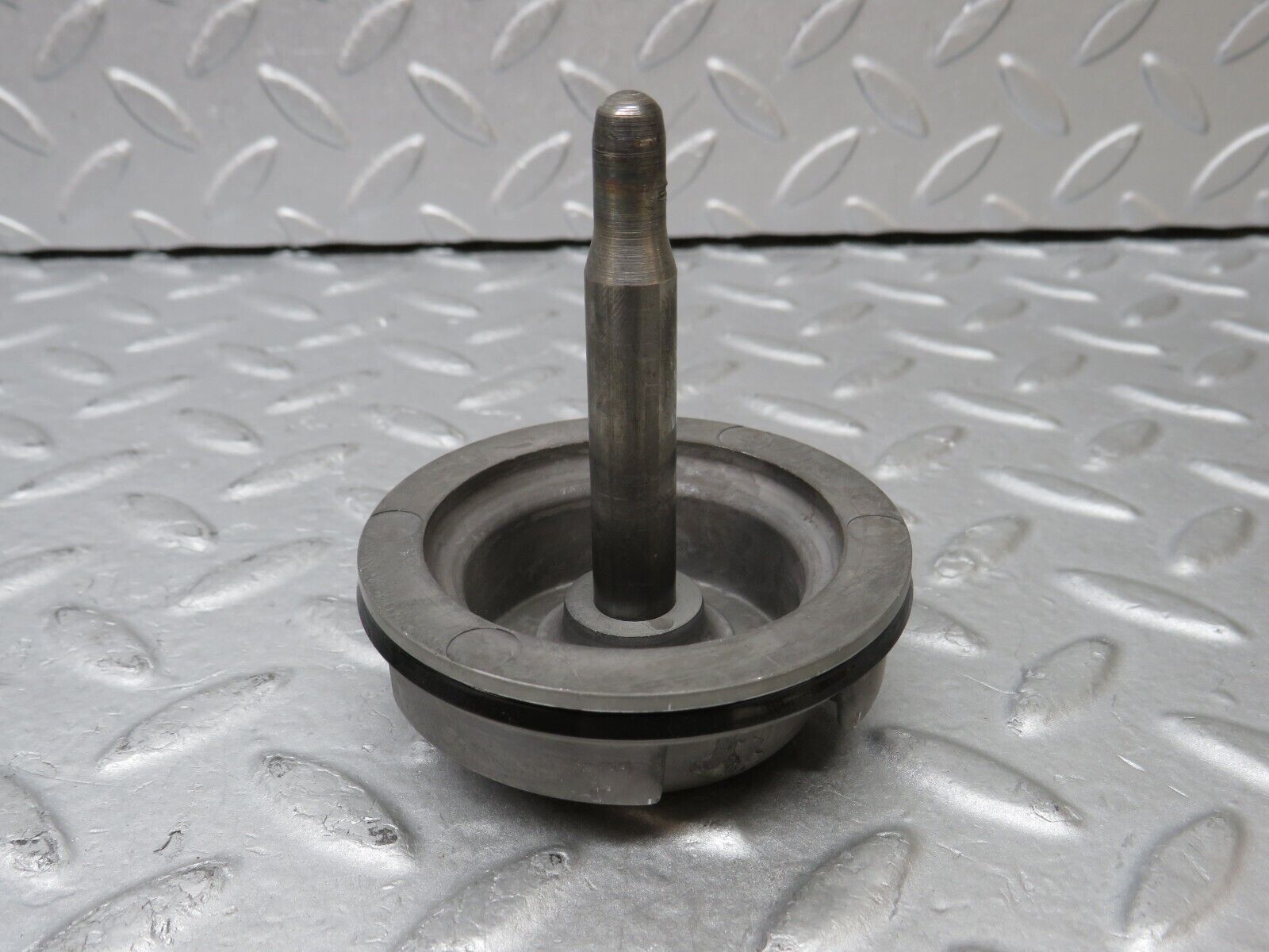 36437 Mercedes-Benz R107 450SL Automatic Gearbox Piston 2x 1152774938 1152775538