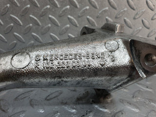 44013 Mercedes-Benz C123 230CE Coupe Engine Mount Bracket Right 1022230304