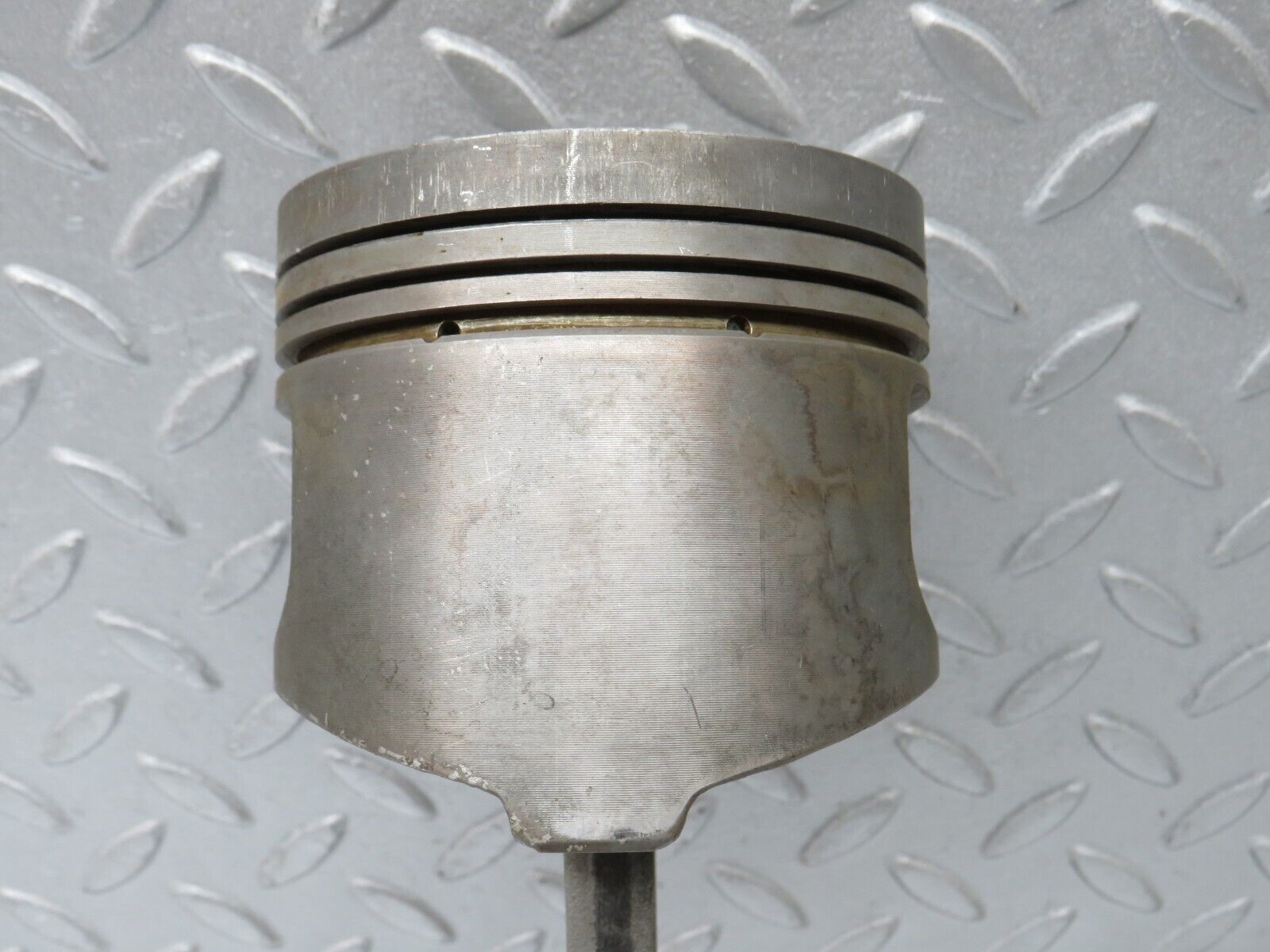 39303 Mercedes-Benz R107 500SL Piston With Connecting Rod 96,515mm